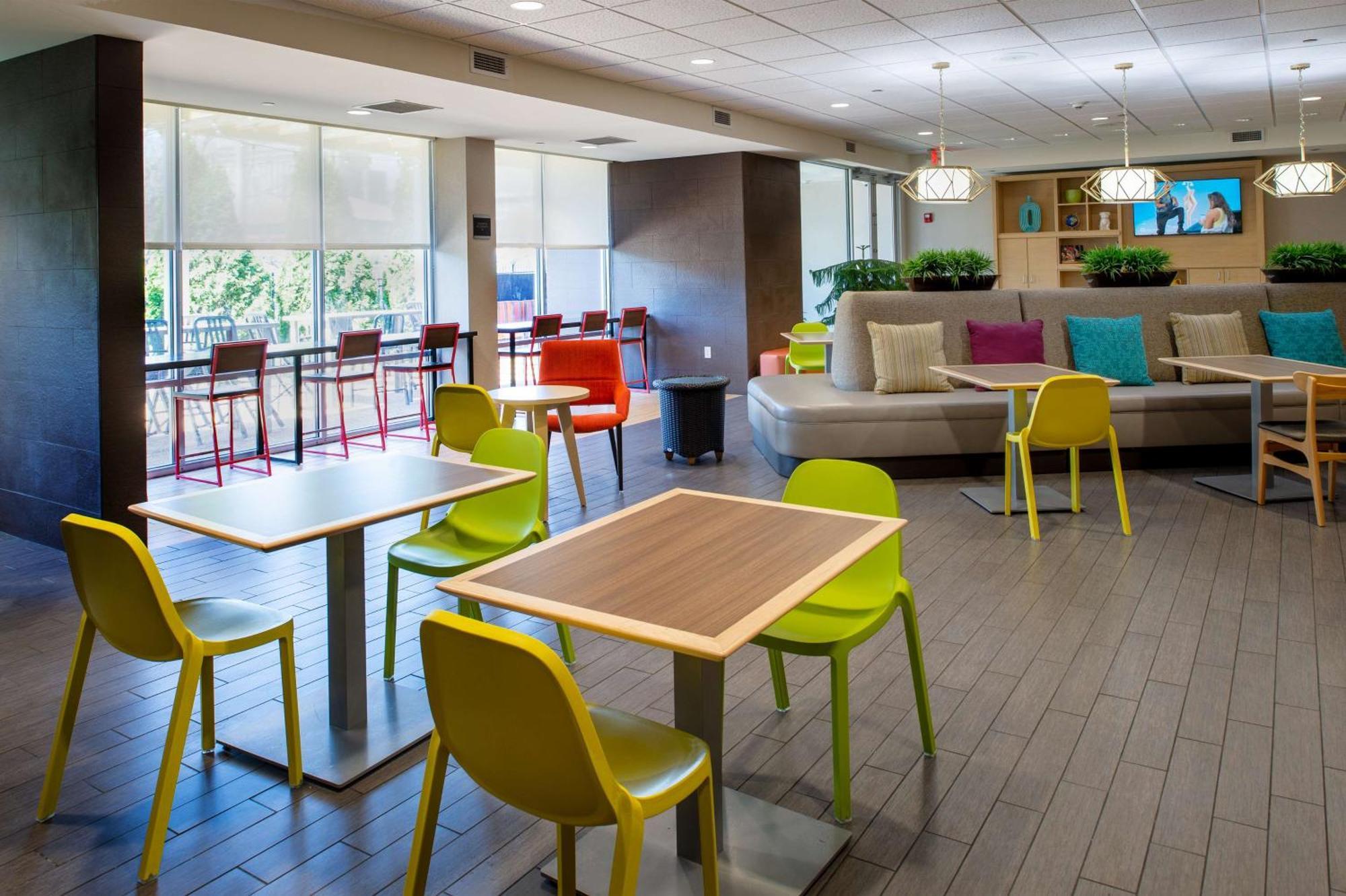 Home2 Suites St. Louis / Forest Park Richmond Heights Exteriör bild